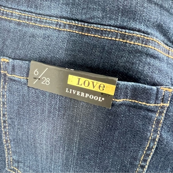 Liverpool Maternity Jeans Crop Love Cuffed Hem NWT - Picture 6 of 6
